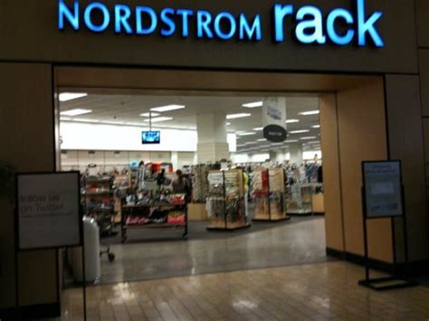 nordstrom rack san jose hours.